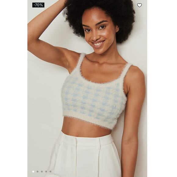 Maison Marguerite | Gingham Print Cropped Fuzzy Top Size Medium - Picture 2 of 6